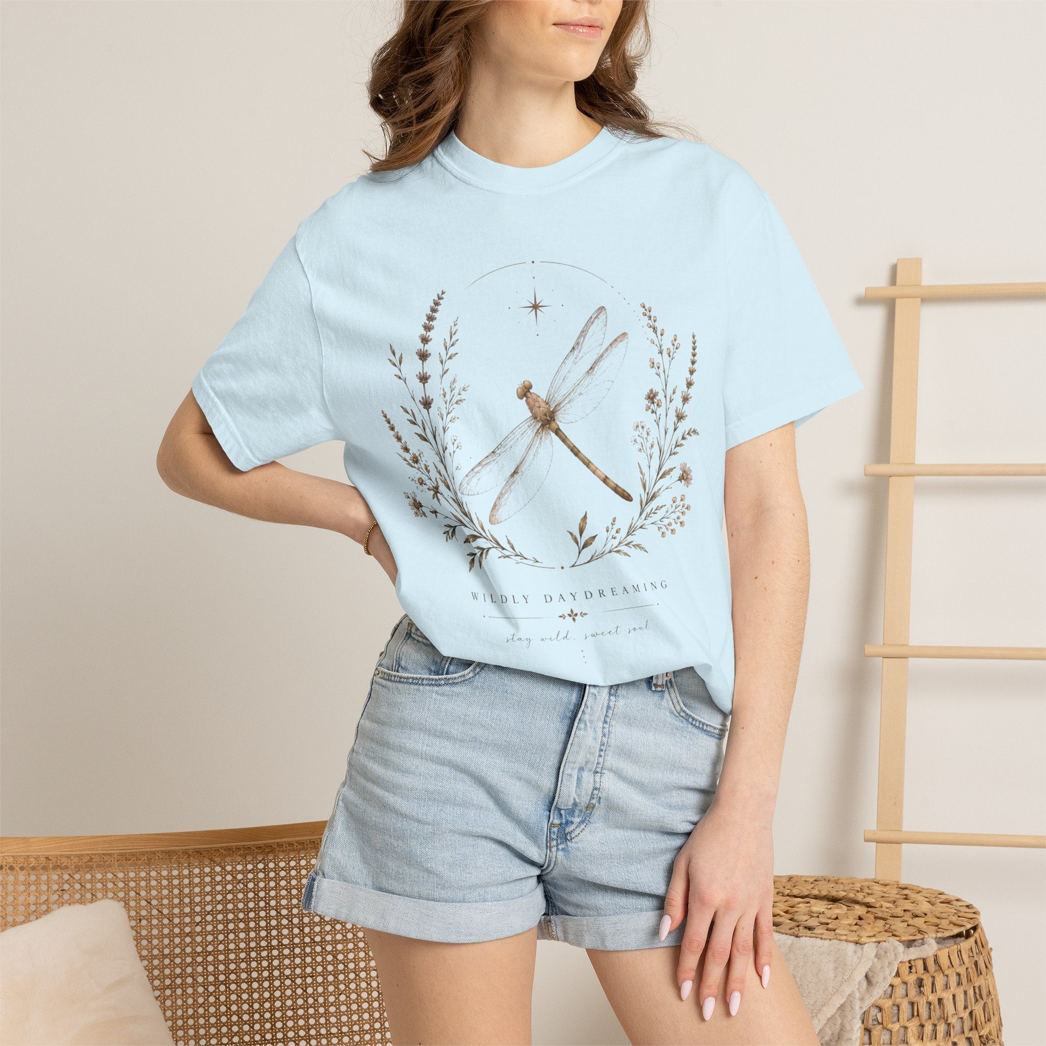 Wildly Daydreaming tee
